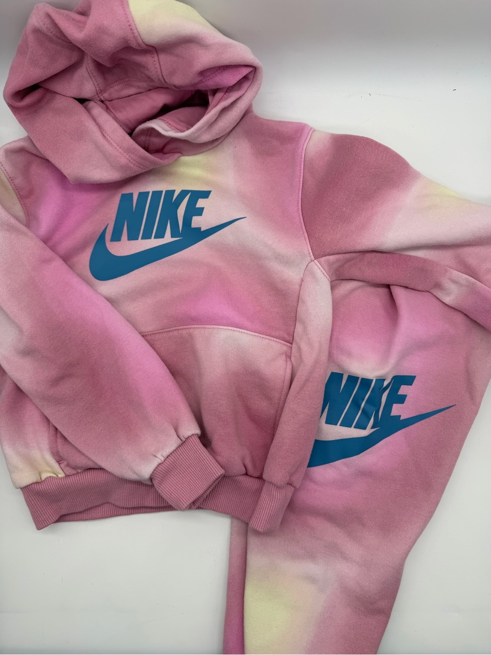 Nike Tie Dye 2 Piece Sweatsuit Hoodie Joggers Pink Girls Size 4T FLAW